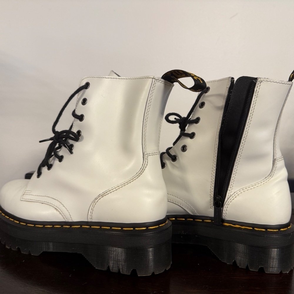 Doc Martin High top AirWair size 11 - Picture 3 of 8